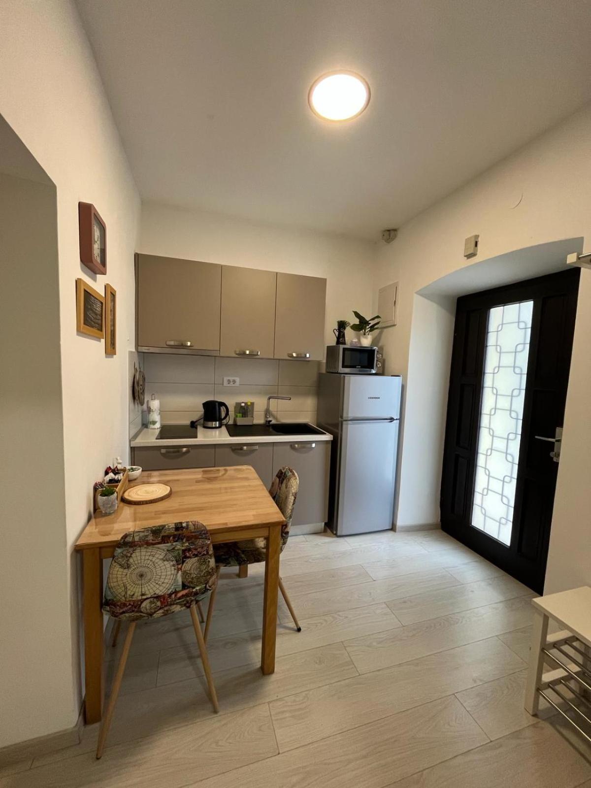 Apartment Arena Pula Pokoj fotografie