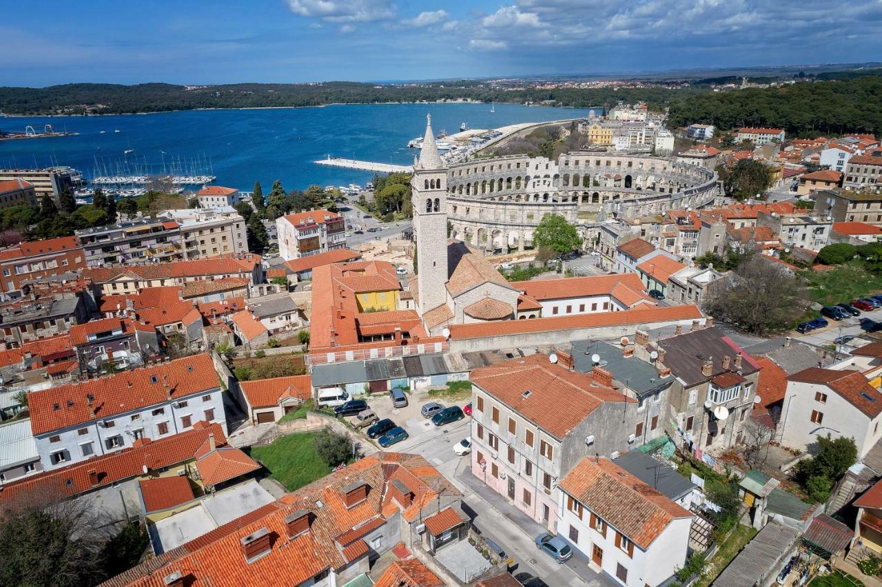 Apartment Arena Pula Exteriér fotografie